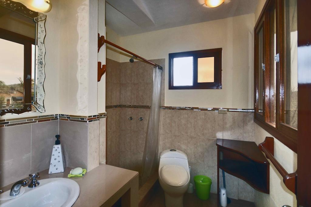 The Galeodan Suites Puerto Baquerizo Moreno Εξωτερικό φωτογραφία