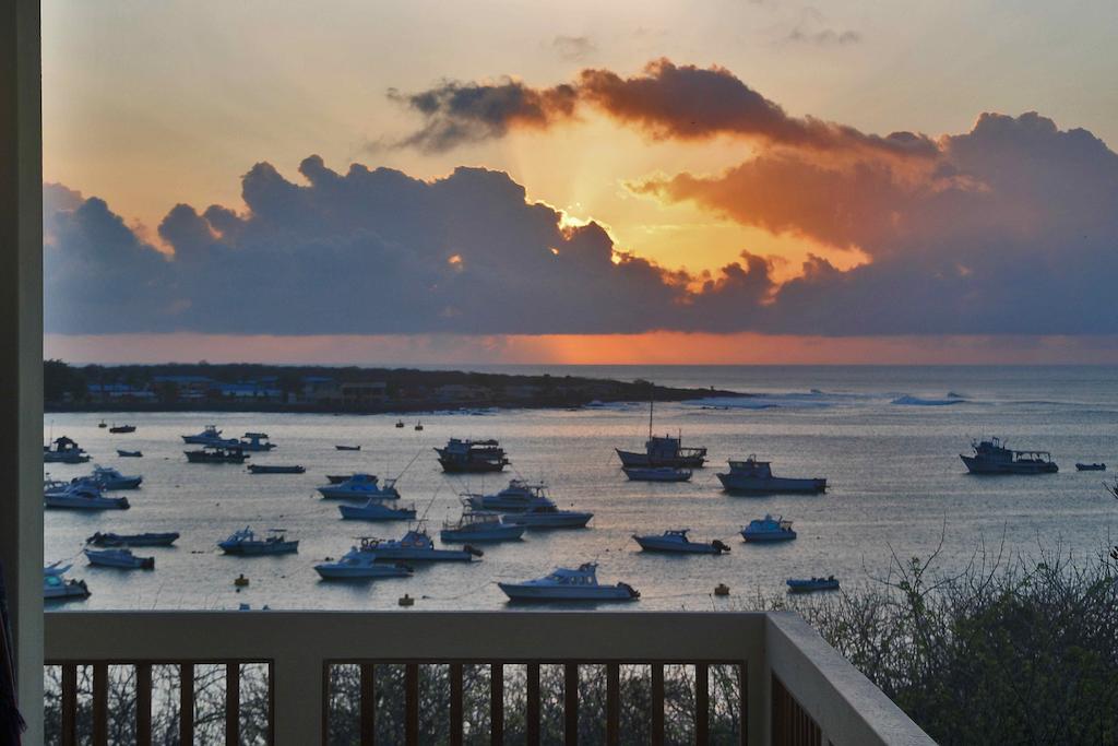 The Galeodan Suites Puerto Baquerizo Moreno Εξωτερικό φωτογραφία