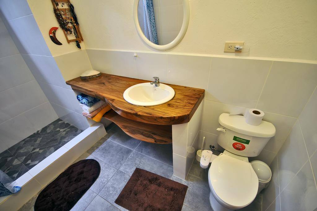 The Galeodan Suites Puerto Baquerizo Moreno Εξωτερικό φωτογραφία