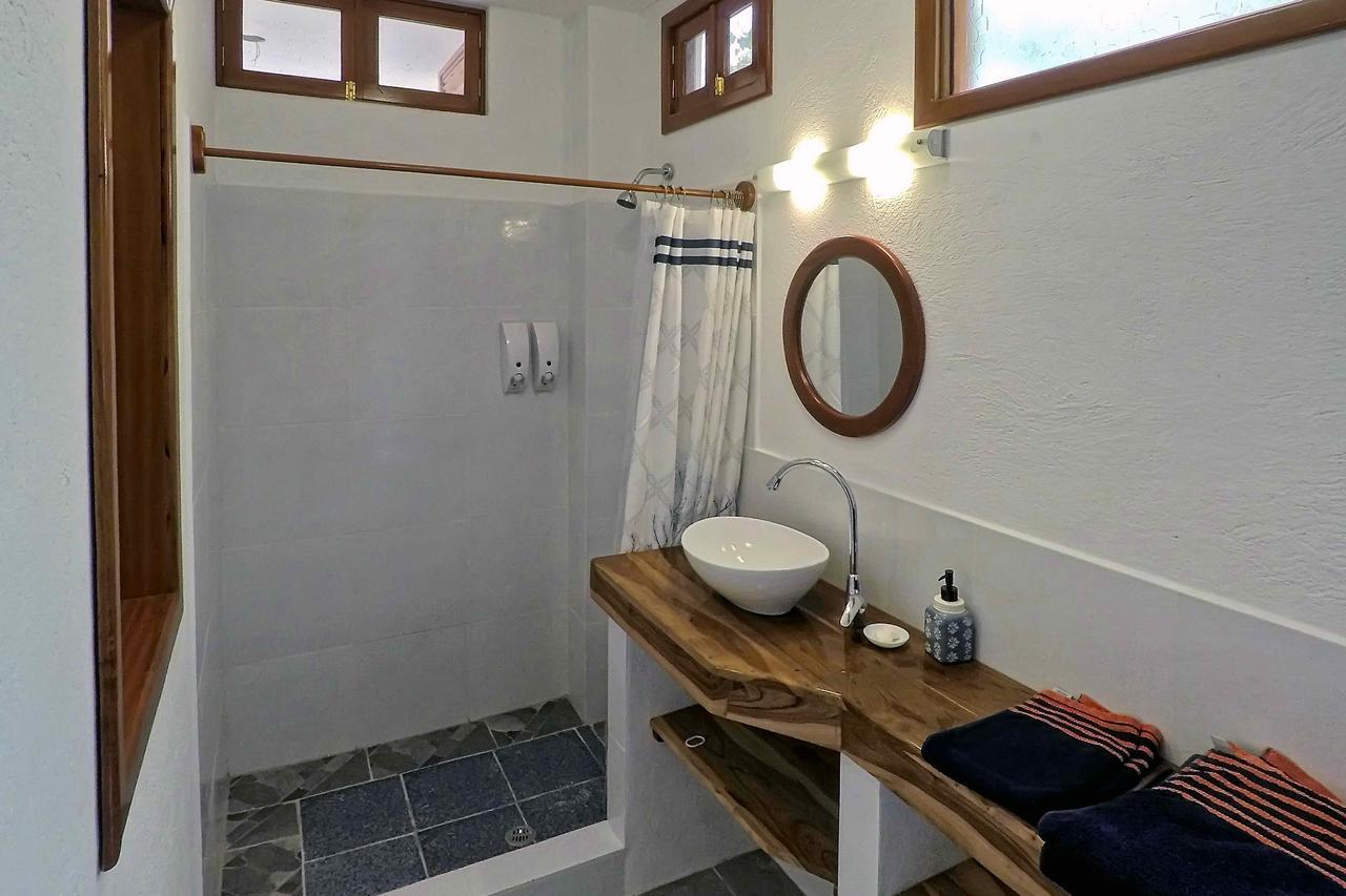 The Galeodan Suites Puerto Baquerizo Moreno Εξωτερικό φωτογραφία