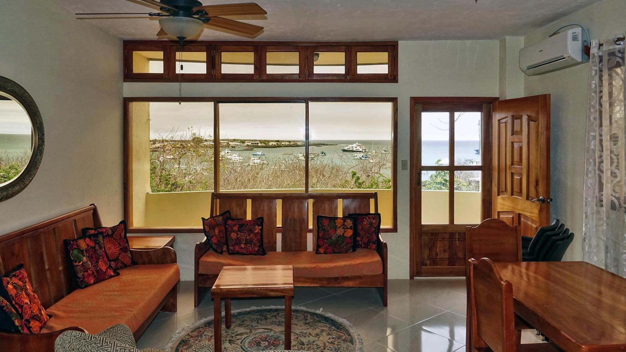 The Galeodan Suites Puerto Baquerizo Moreno Εξωτερικό φωτογραφία